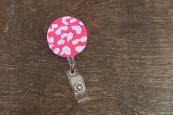 3D Printing Meets Fashion: The Leopard Print Badge Reel STL for Everyday Style
